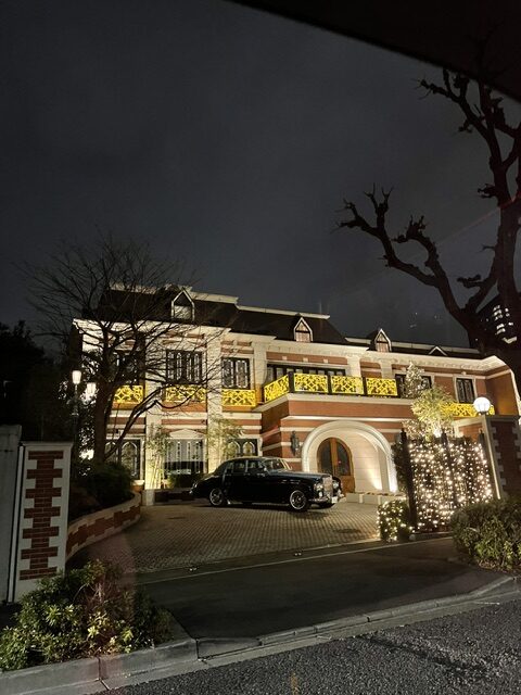 Hotel arrival in Tokyo